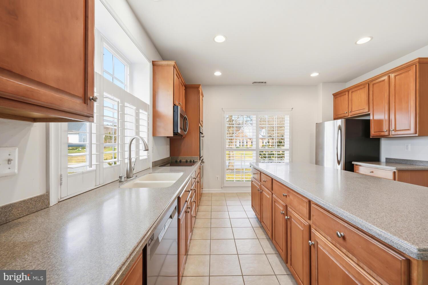 EASTON CLUB EAST - Residential