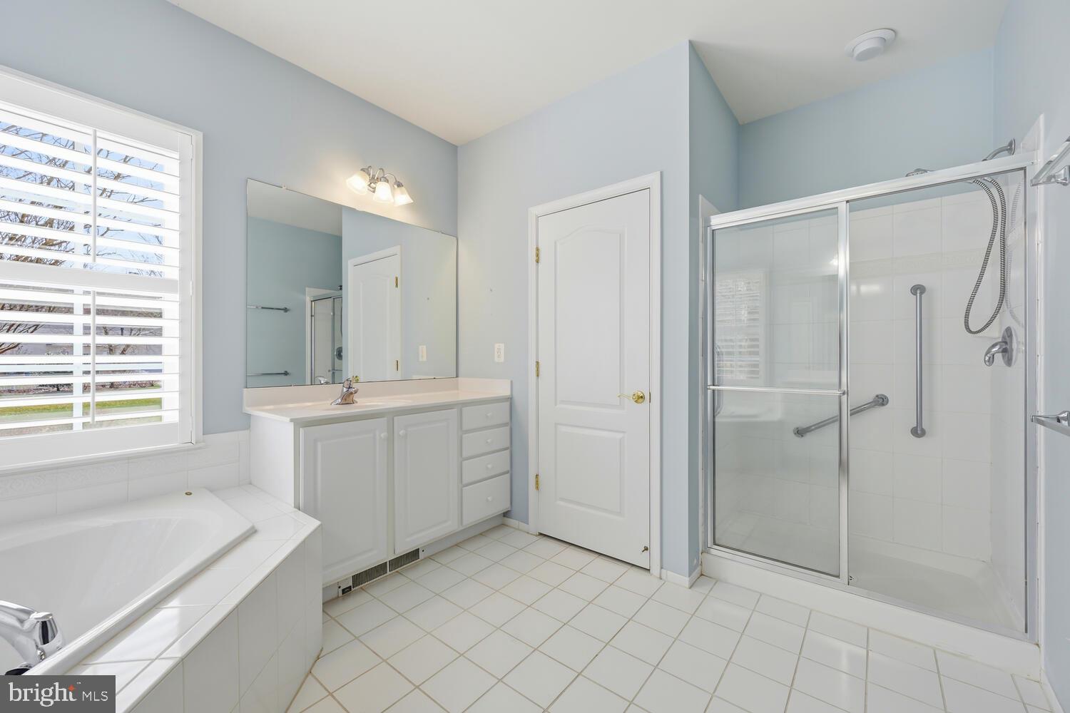 EASTON CLUB EAST - Residential