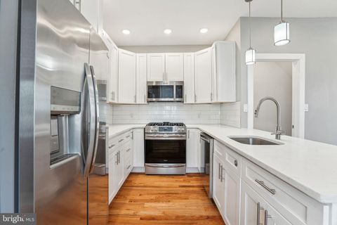 2843 W MONTGOMERY AVENUE PHILADELPHIA PA 19121