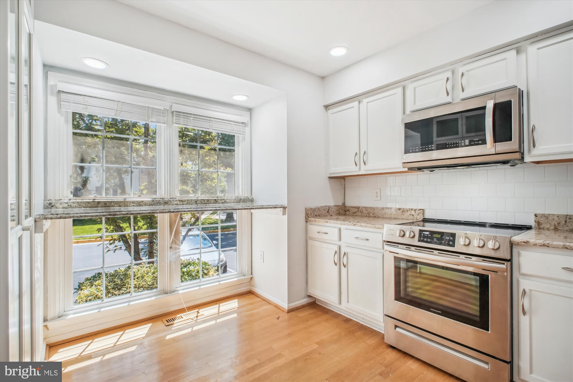 6149 SUMMER PARK LANE