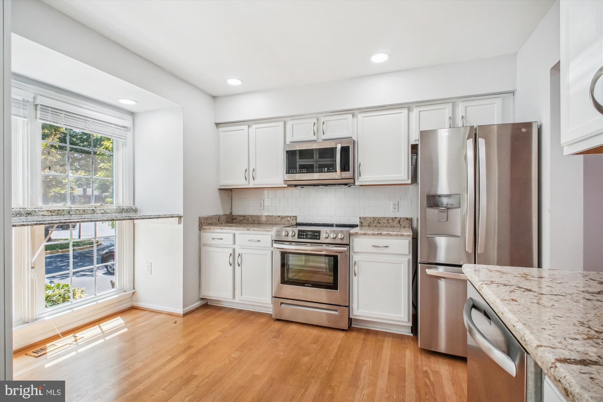 6149 SUMMER PARK LANE