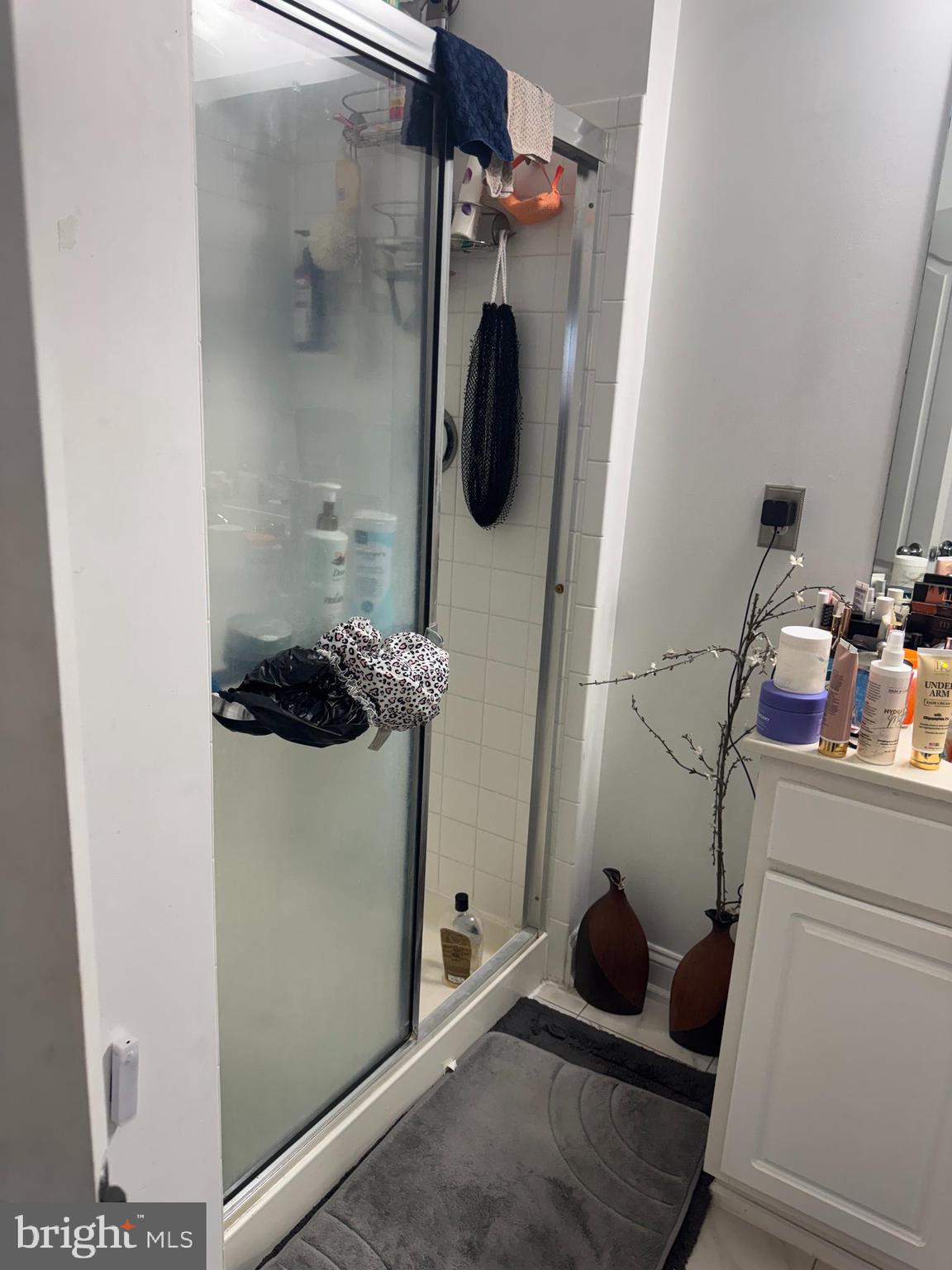 RIVERWATCH IND HEAD - Residential