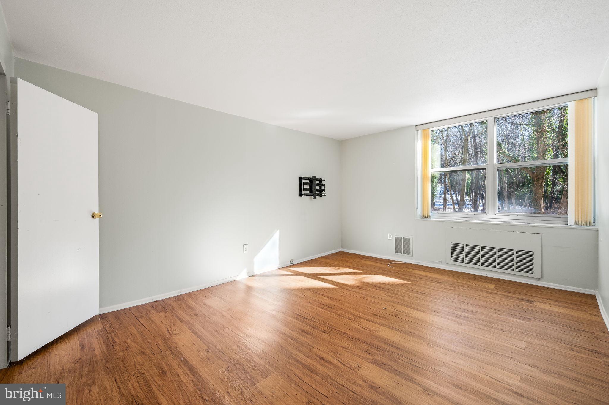 COVENTRY HOUSE - Residential