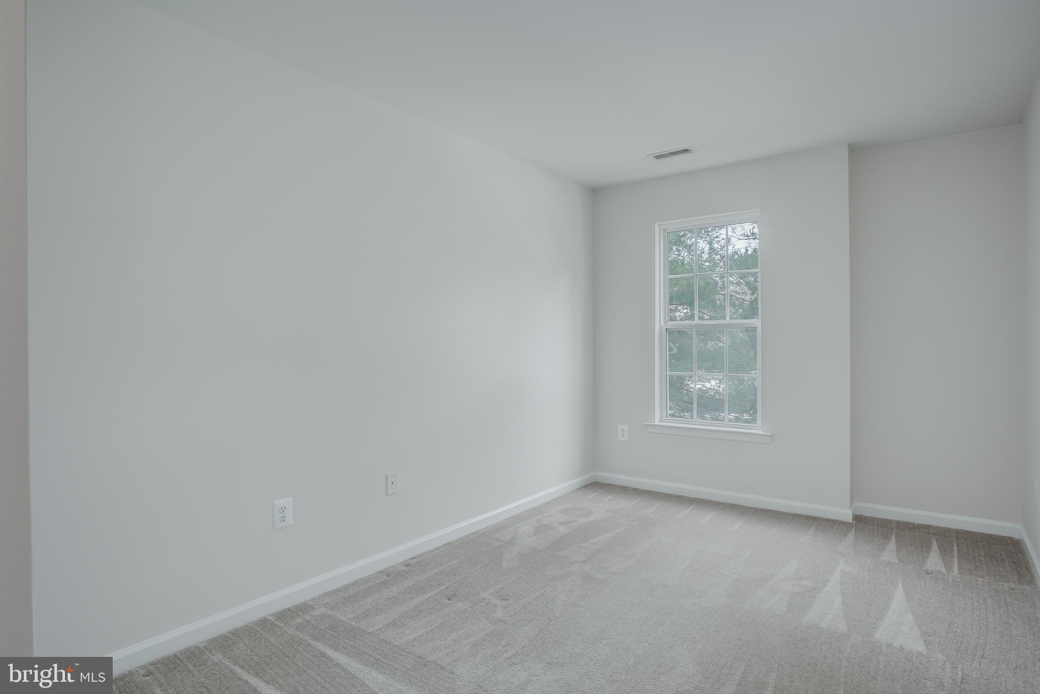 POTOMAC RIDGE - Residential