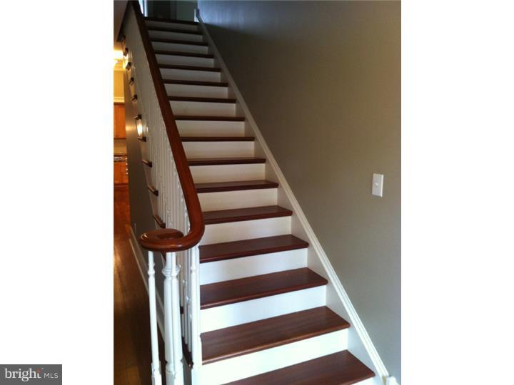 STRAWBRIDGE COURT - Residential Lease