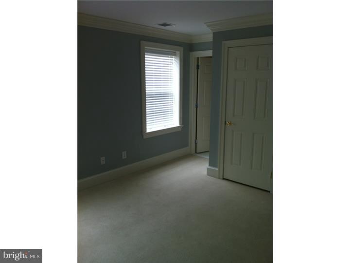 STRAWBRIDGE COURT - Residential Lease