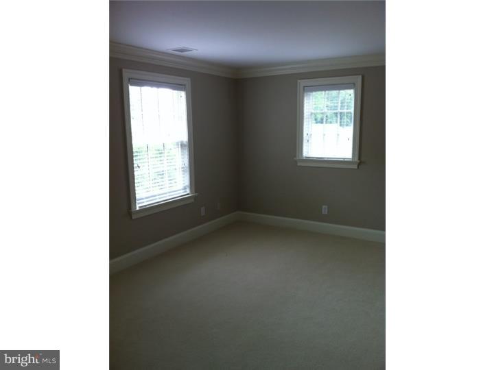 STRAWBRIDGE COURT - Residential Lease