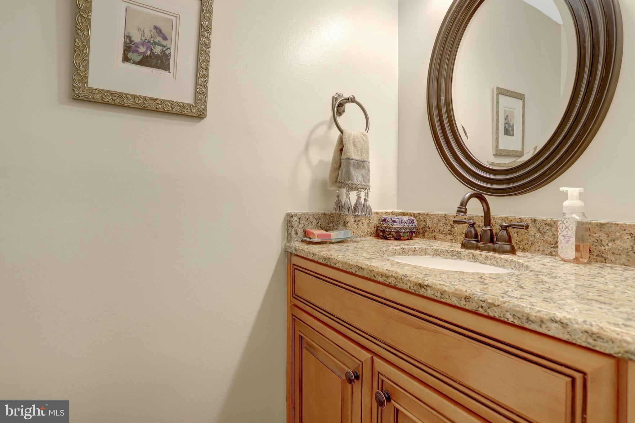 CHURCHILL SQUARE - Residential