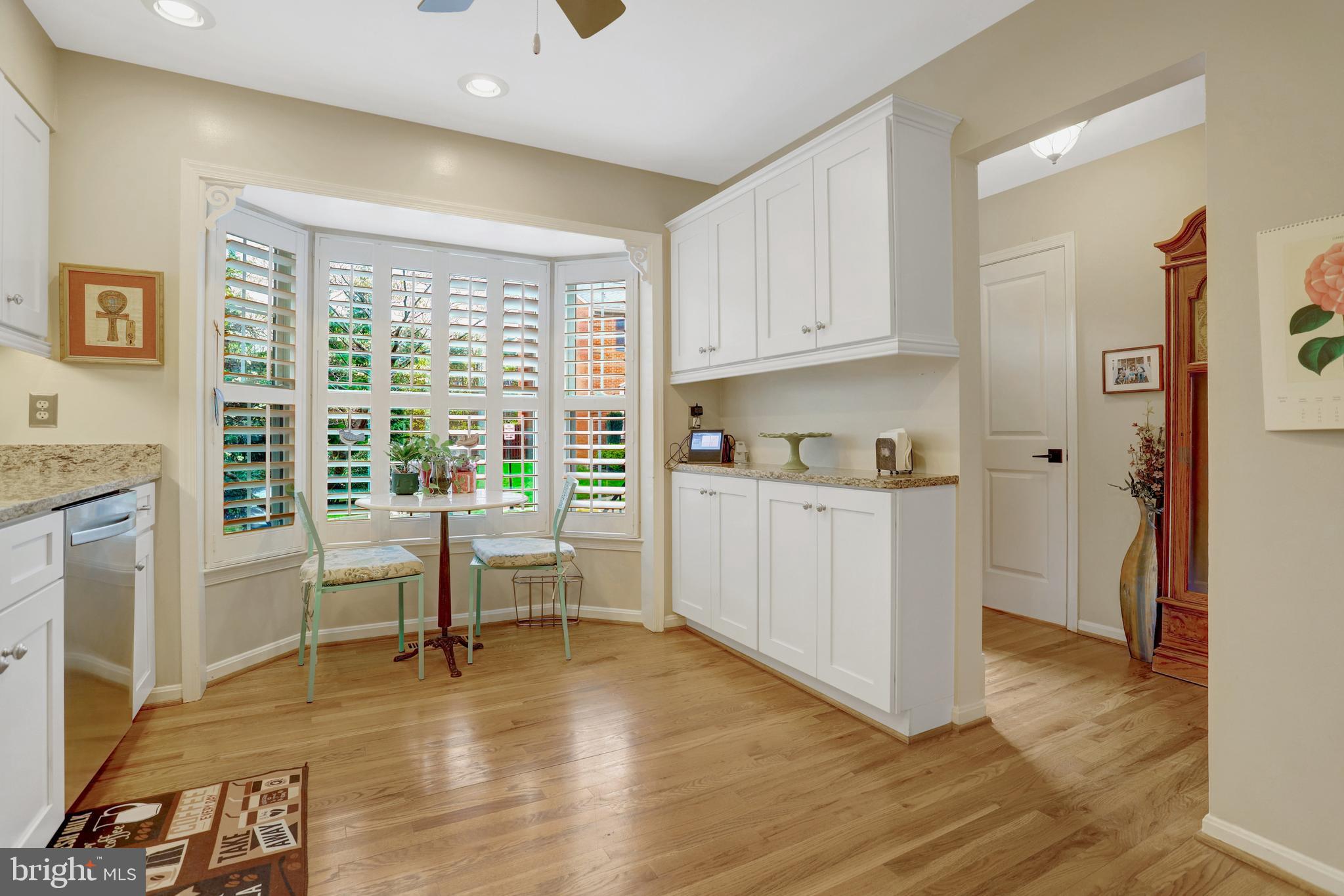 CHURCHILL SQUARE - Residential