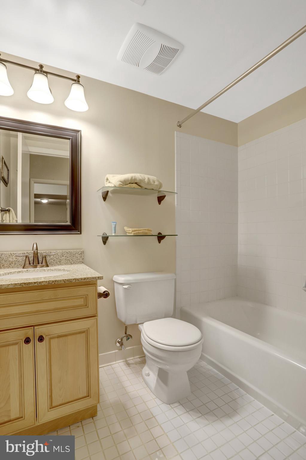 CHURCHILL SQUARE - Residential