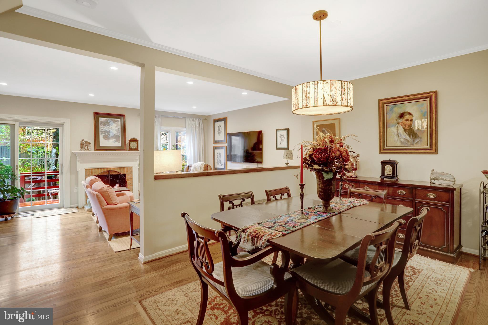 CHURCHILL SQUARE - Residential