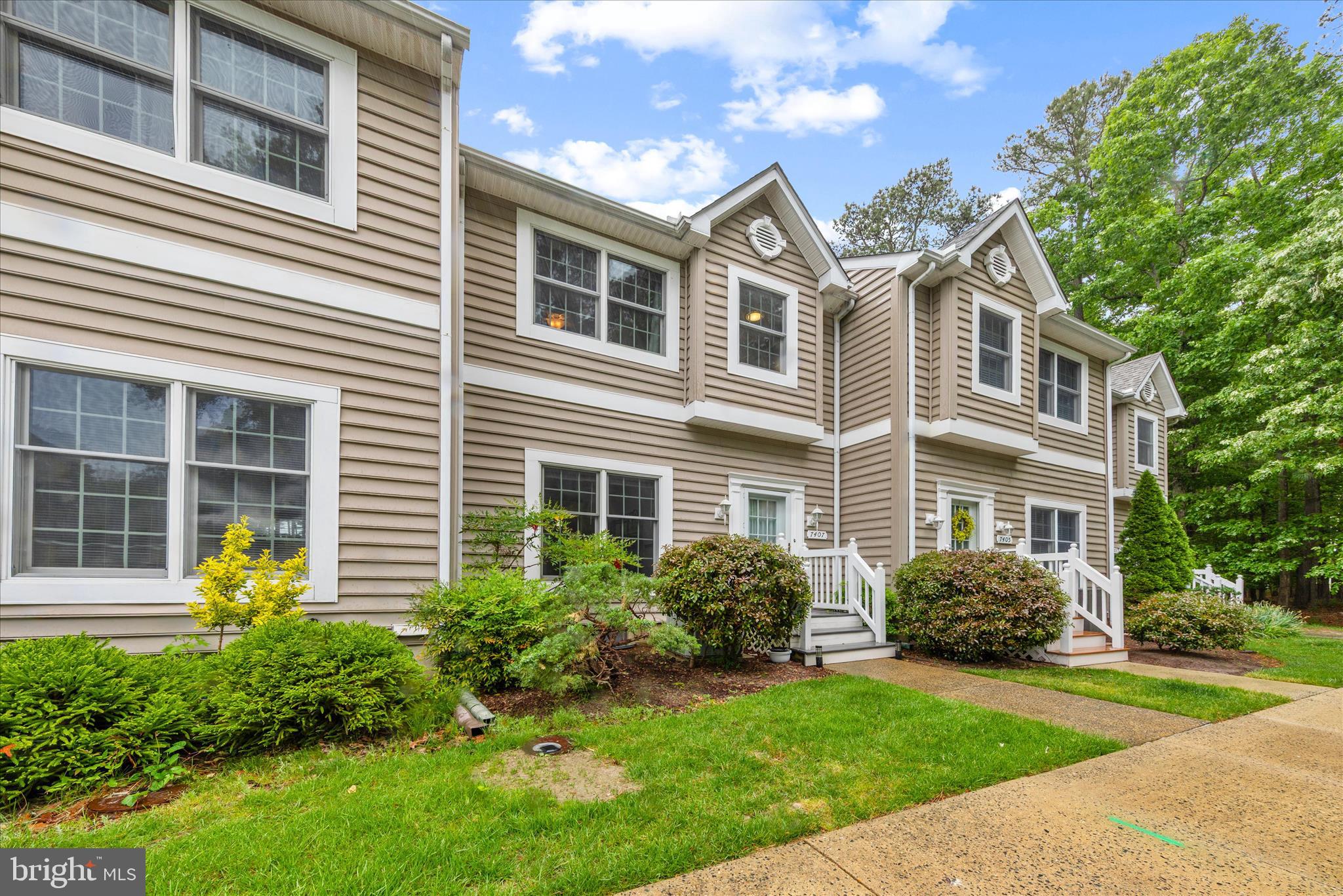 EASTON CLUB - Residential