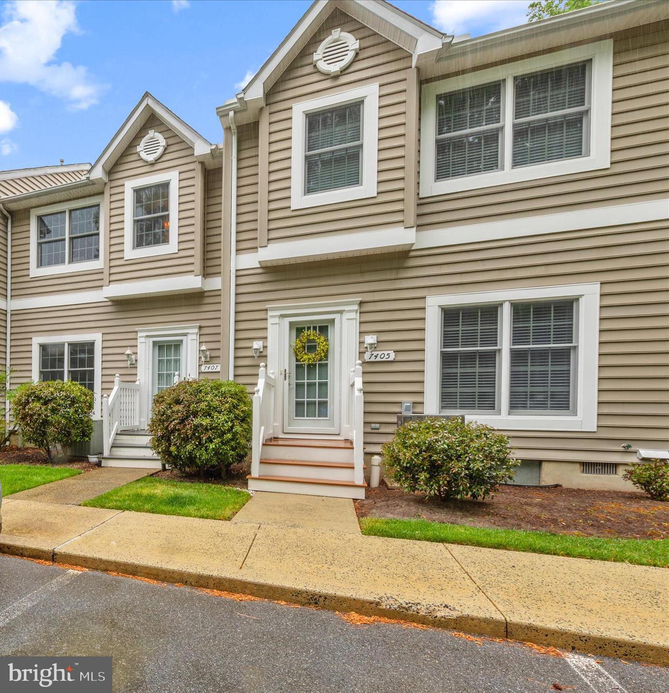 EASTON CLUB - Residential