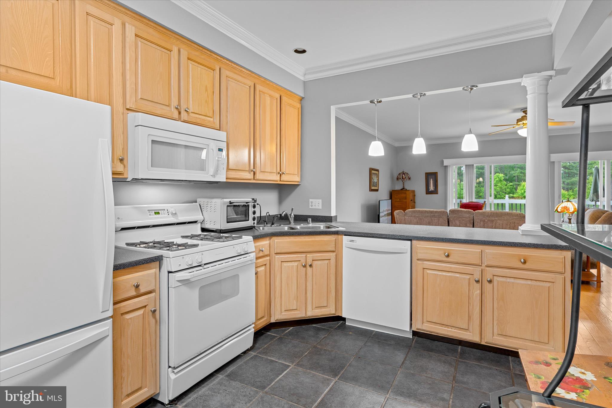 EASTON CLUB - Residential