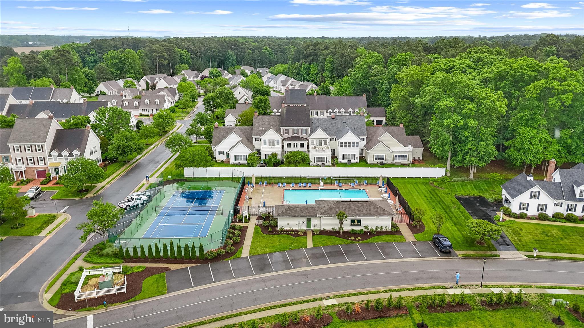 EASTON CLUB - Residential