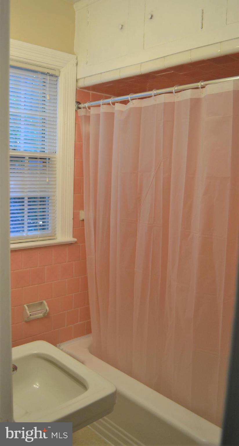 ARLINGTON - Residential Lease