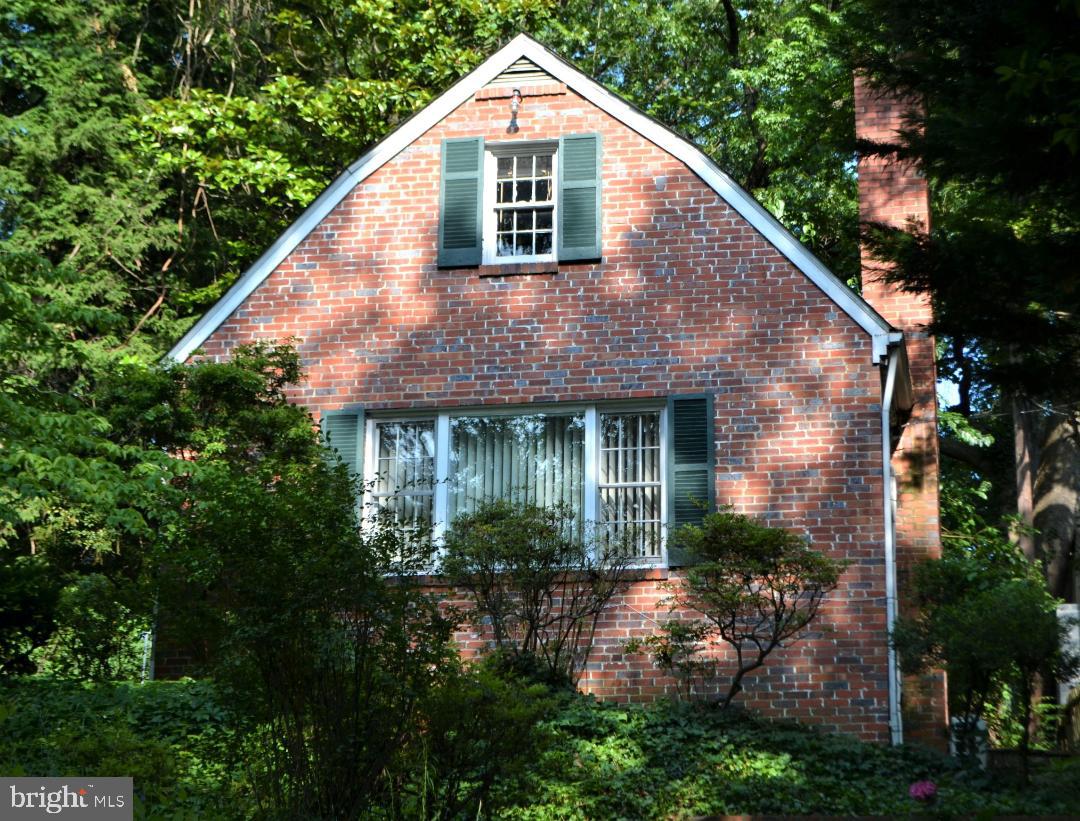 ARLINGTON - Residential Lease