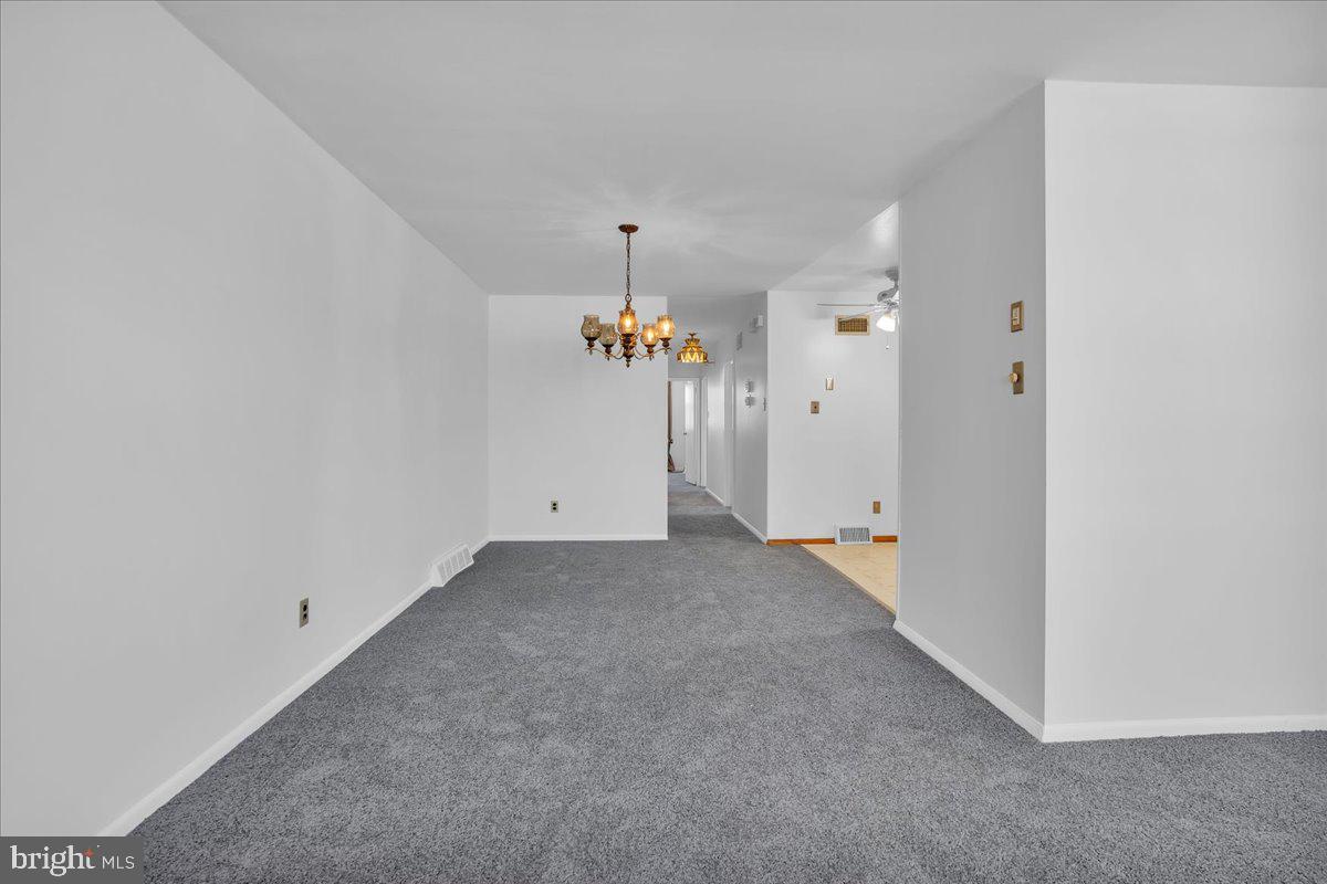 BUSTLETON - Residential