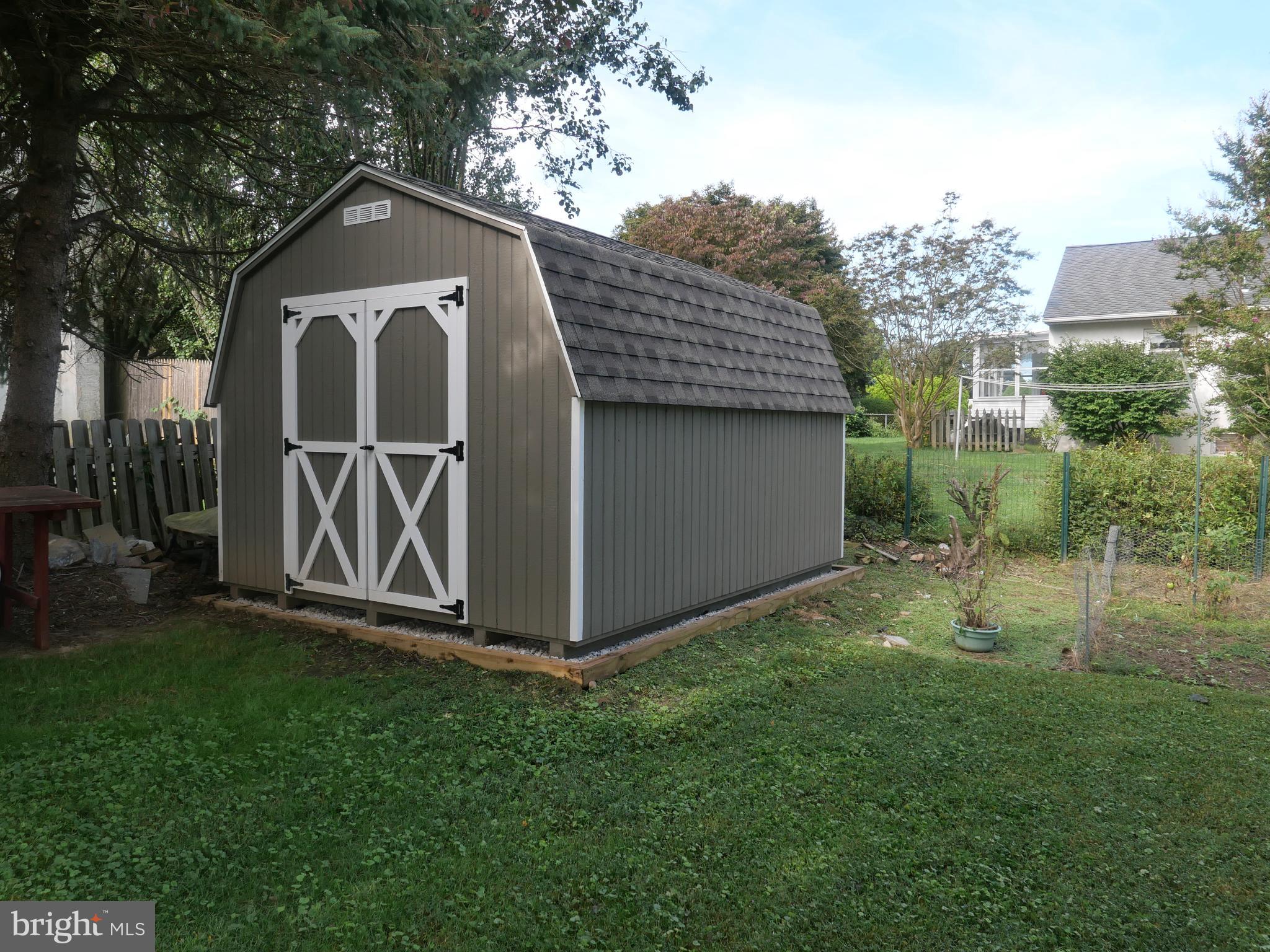 BROOKTHORPE HILLS - Residential