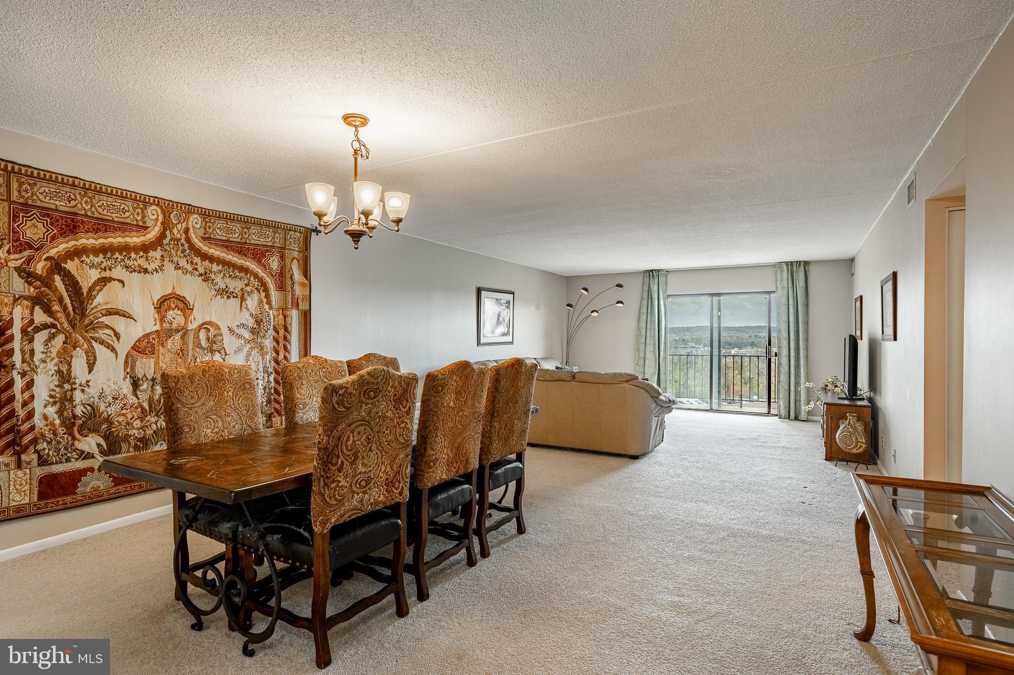 VALLEY FORGE TOWER - Residential