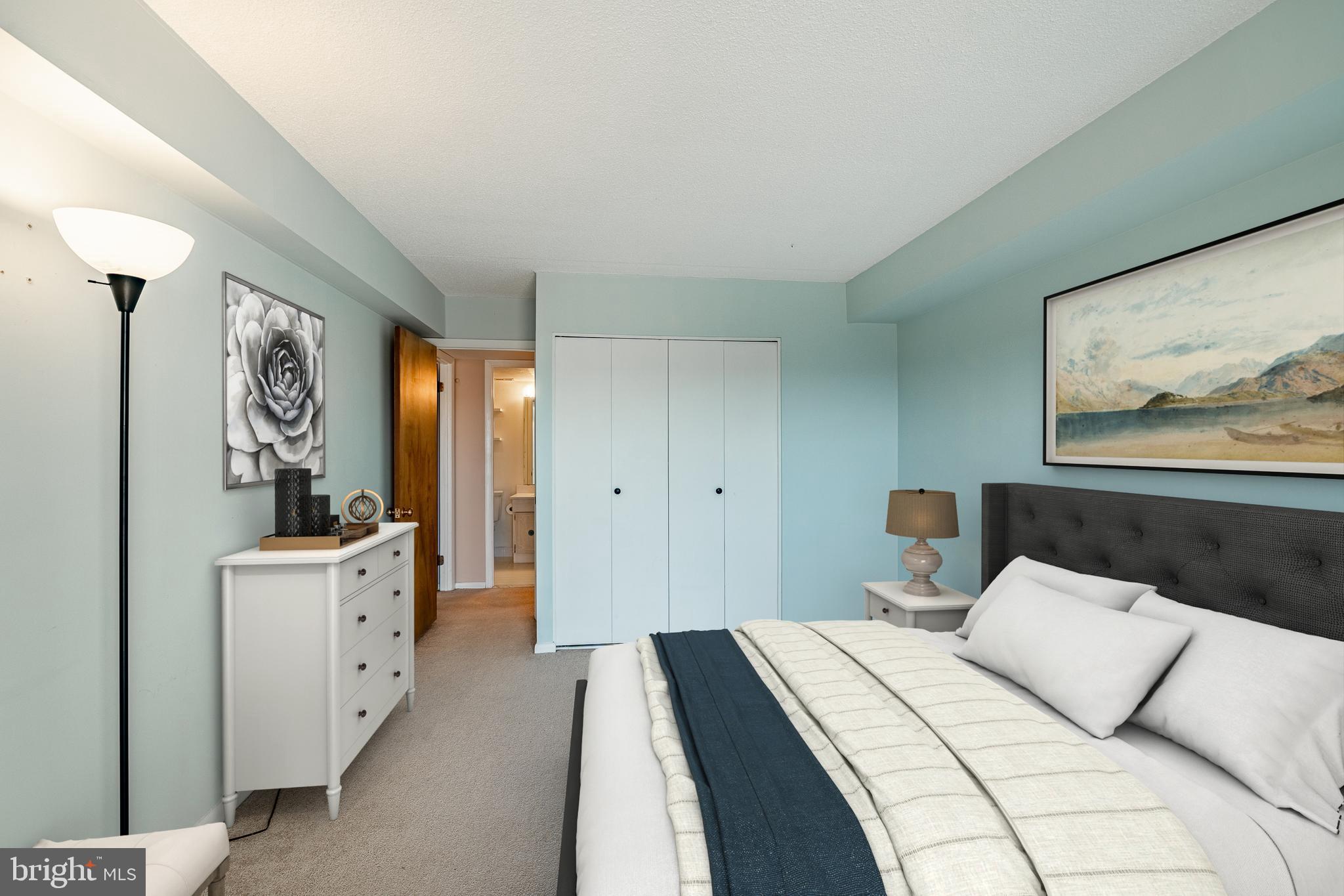 VALLEY FORGE TOWER - Residential