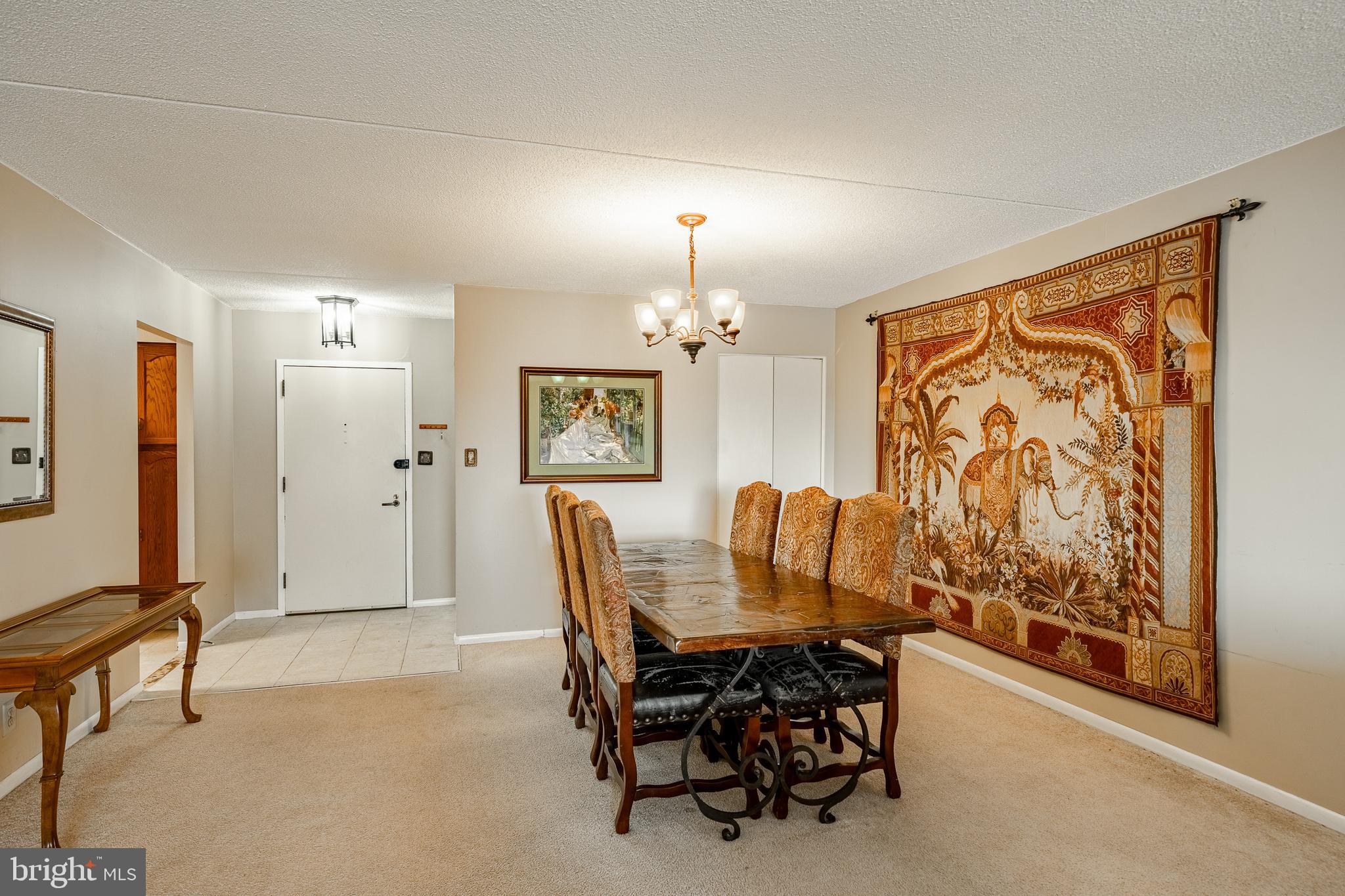 VALLEY FORGE TOWER - Residential