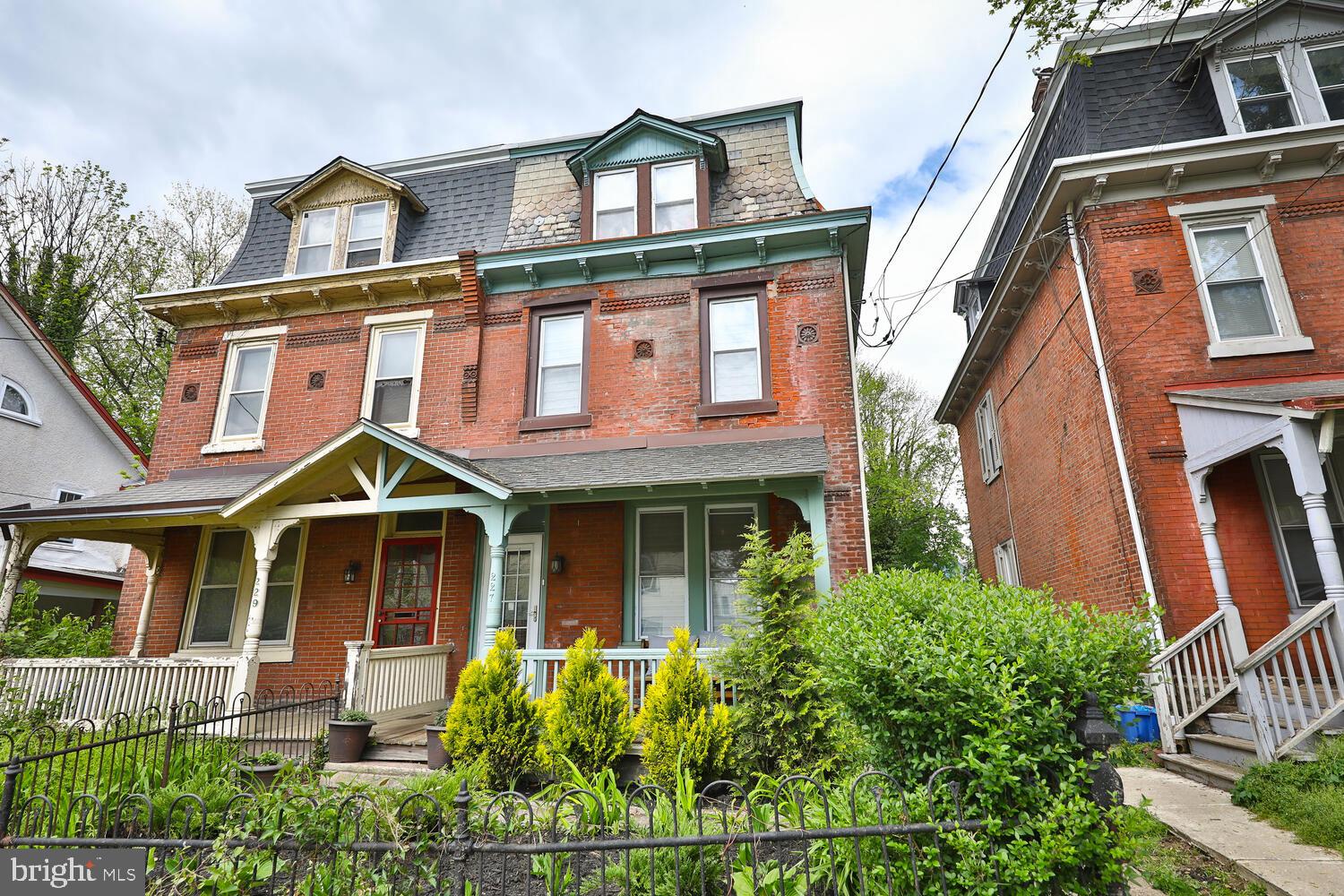 GERMANTOWN (WEST) - Residential