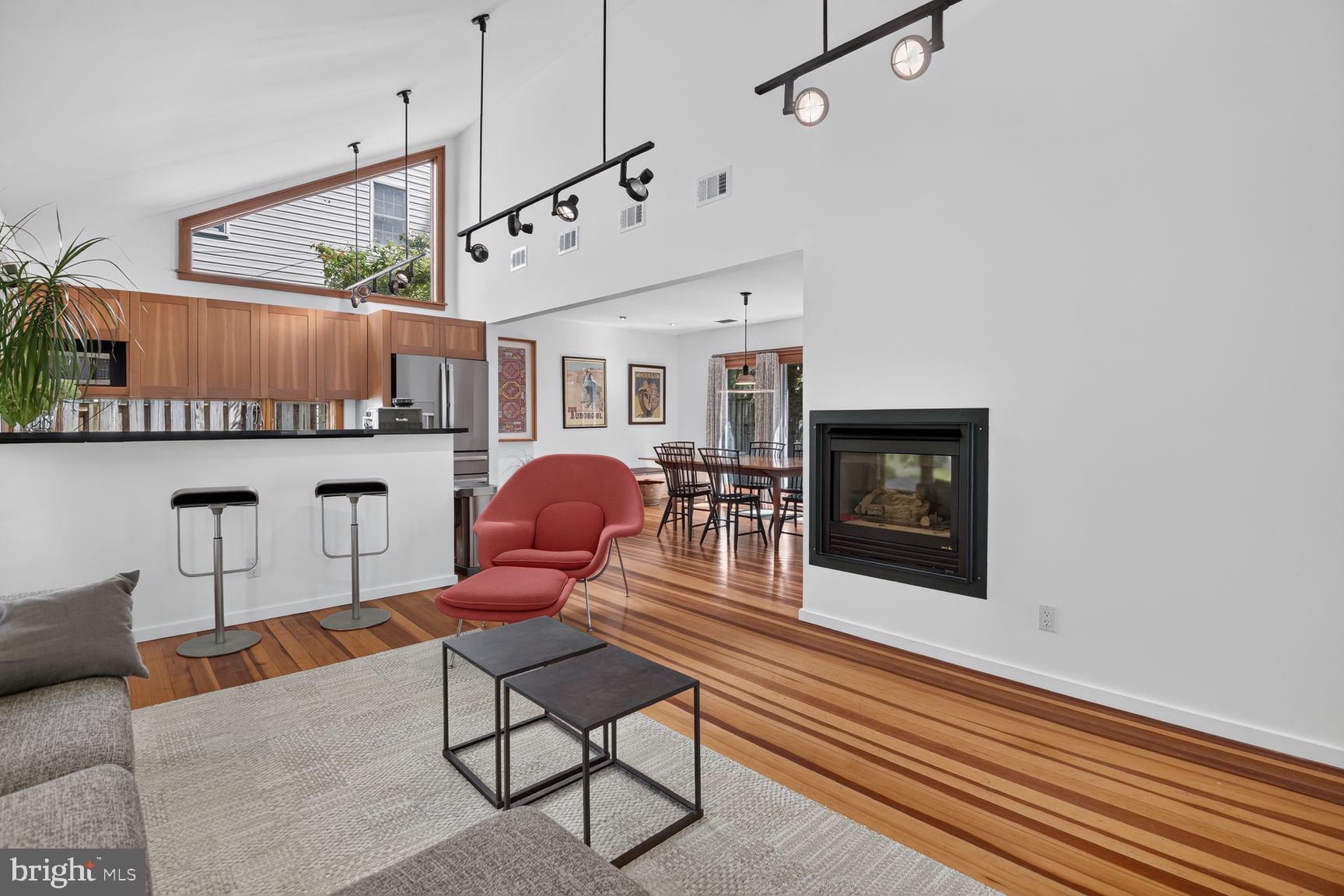 4544 FAIRFIELD DRIVE
