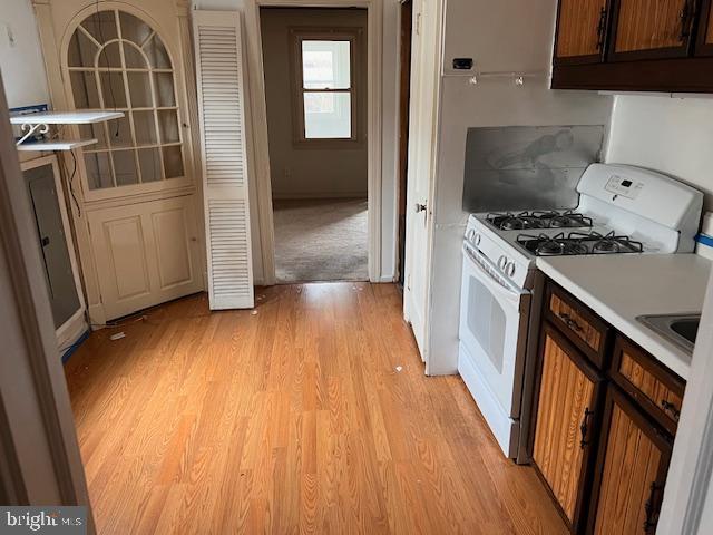 LANDOVER HILLS - Residential