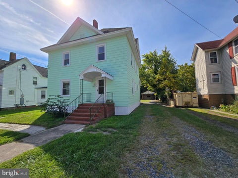 Homes For Sale - 3 Standard Avenue<br/> CRISFIELD, MD 21817