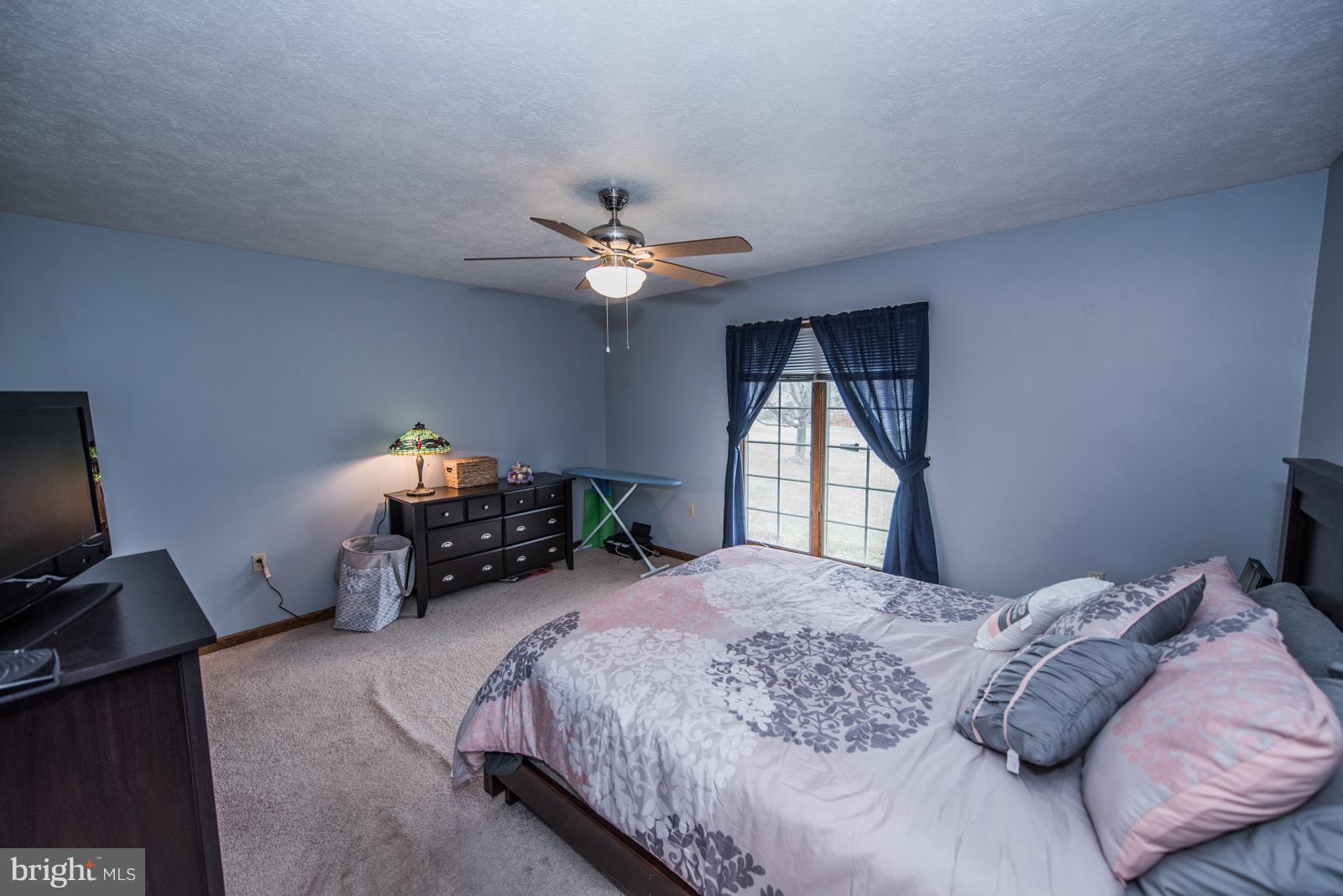 FAIRVIEW - Residential