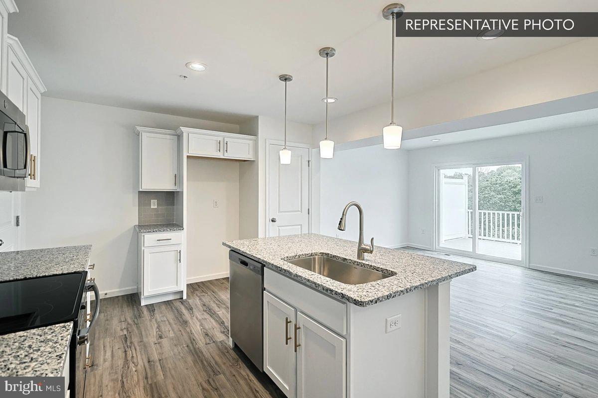 HARVEST MEADOWS - Residential