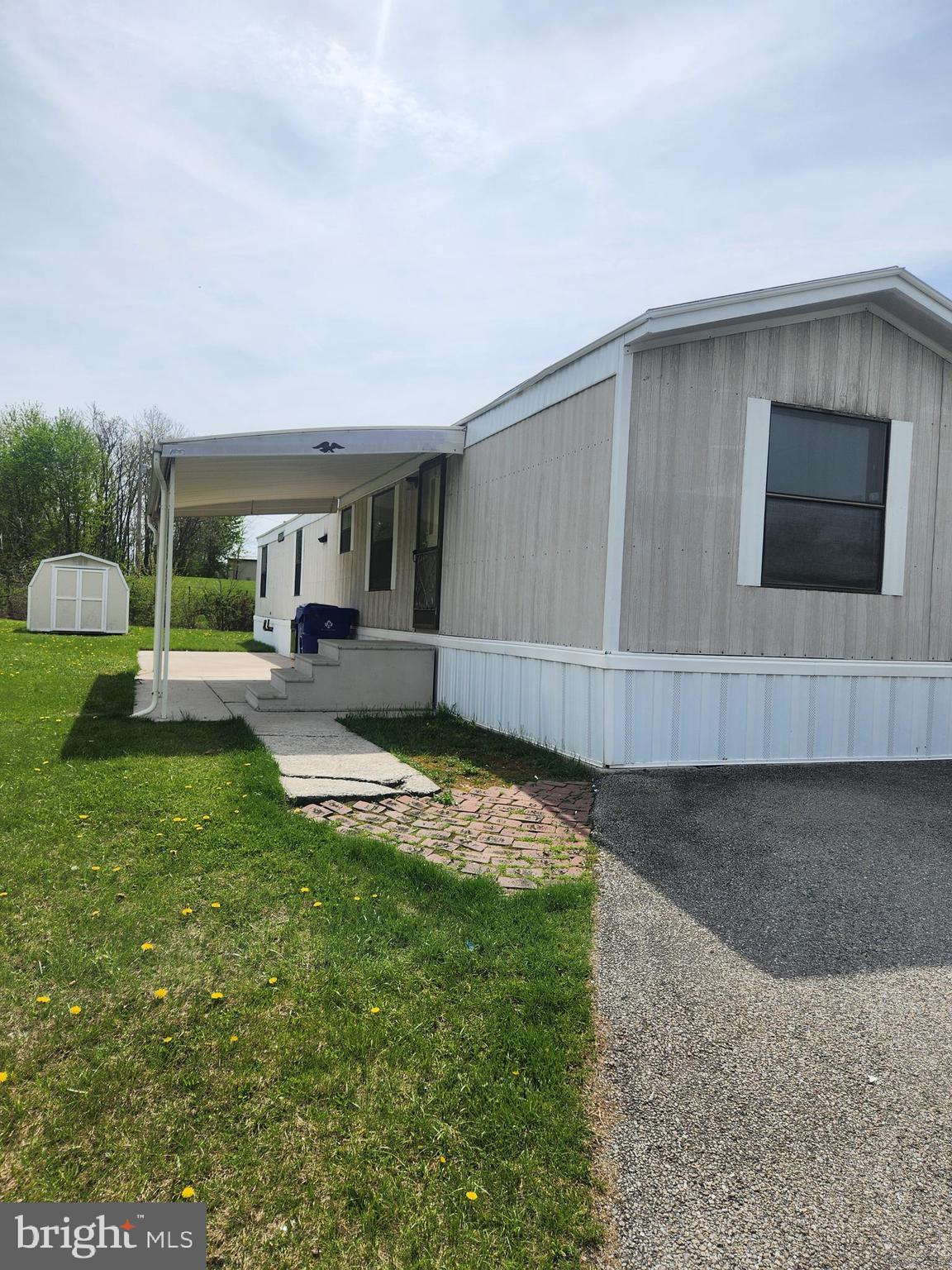 LINCOLN ESTATES - Residential