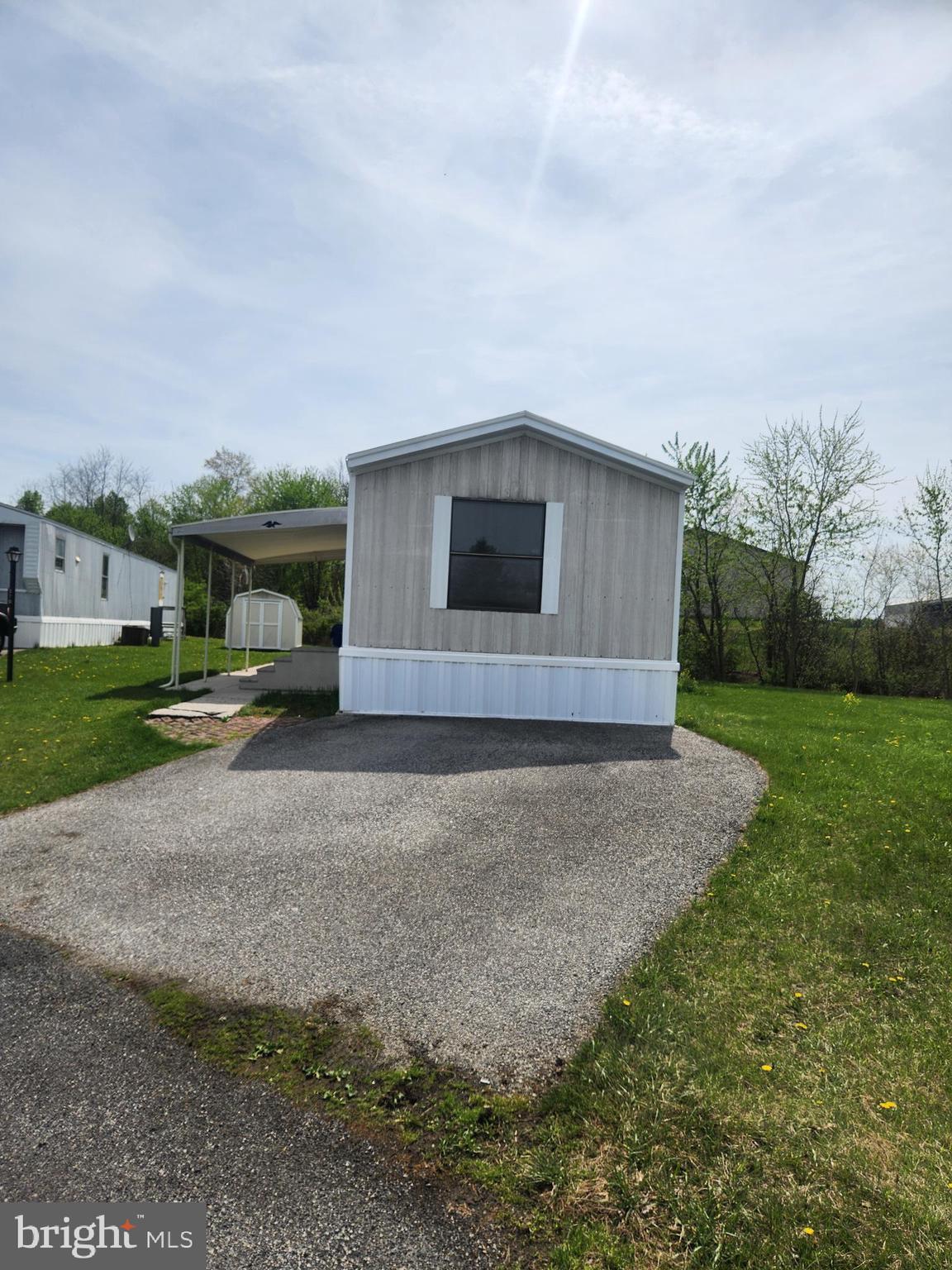 LINCOLN ESTATES - Residential