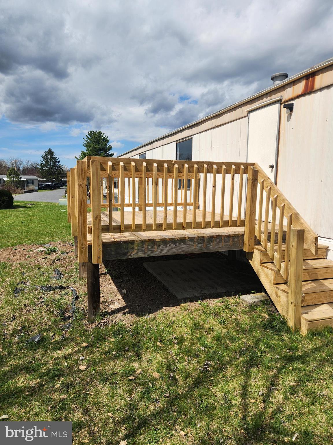 LINCOLN ESTATES - Residential