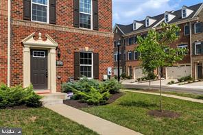 GREENBELT STATION - Residential Lease