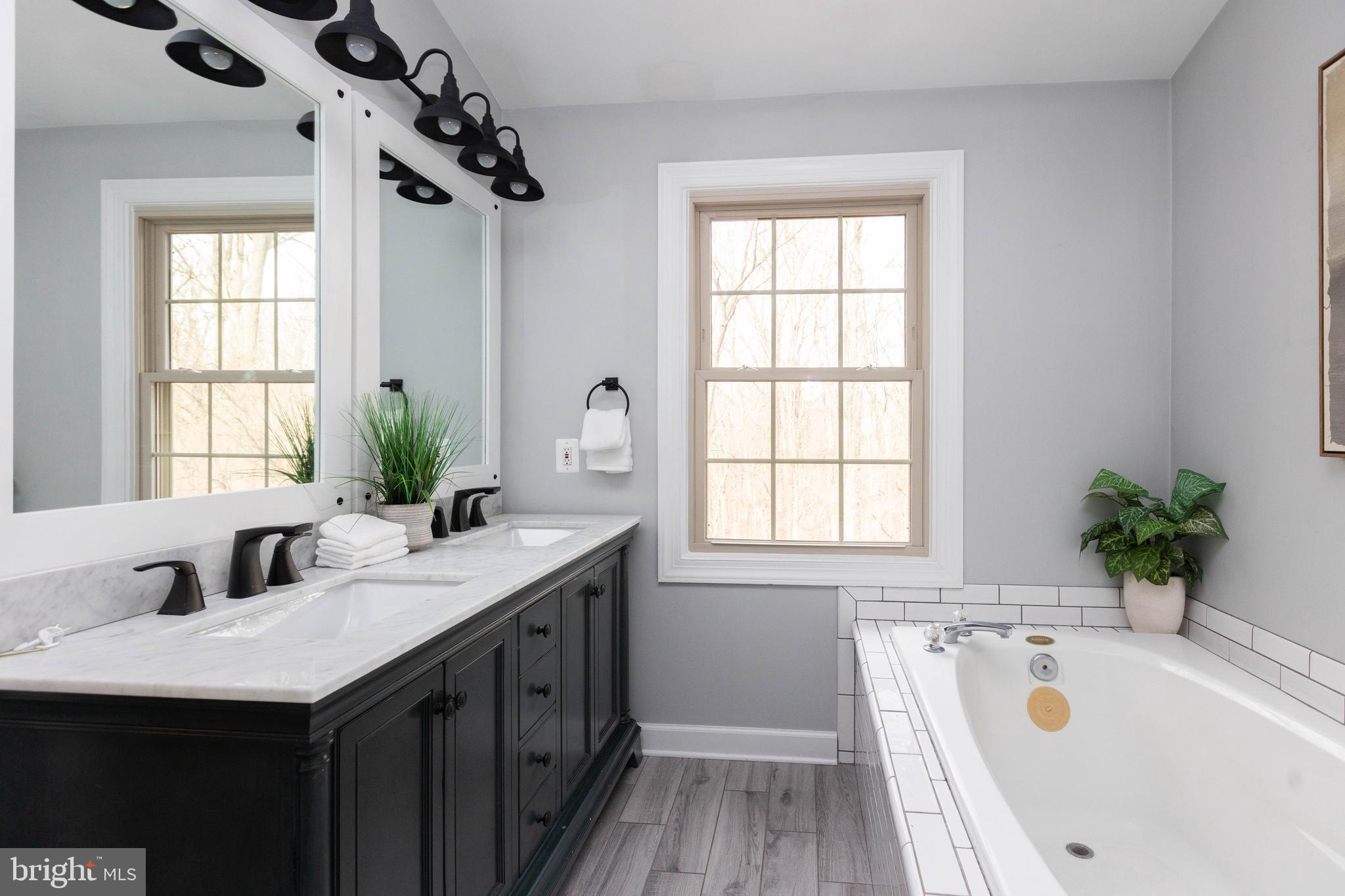 CHAPEL GATE - Residential