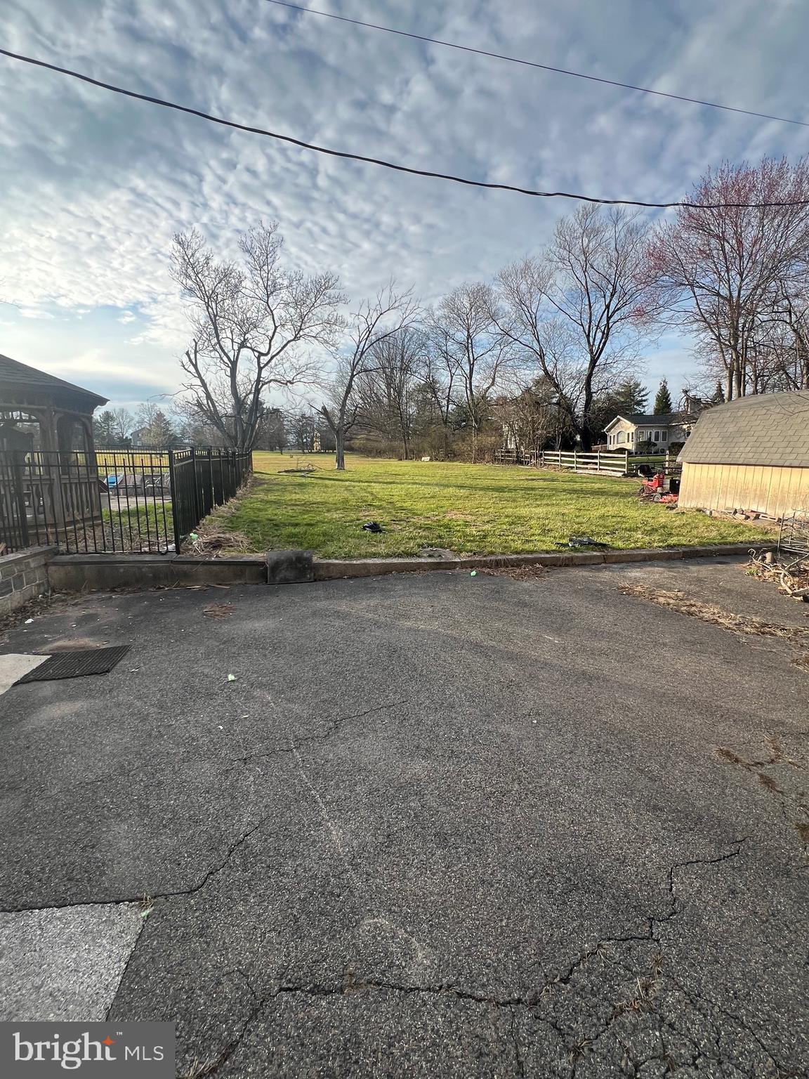 NORRITON WOODS - Residential