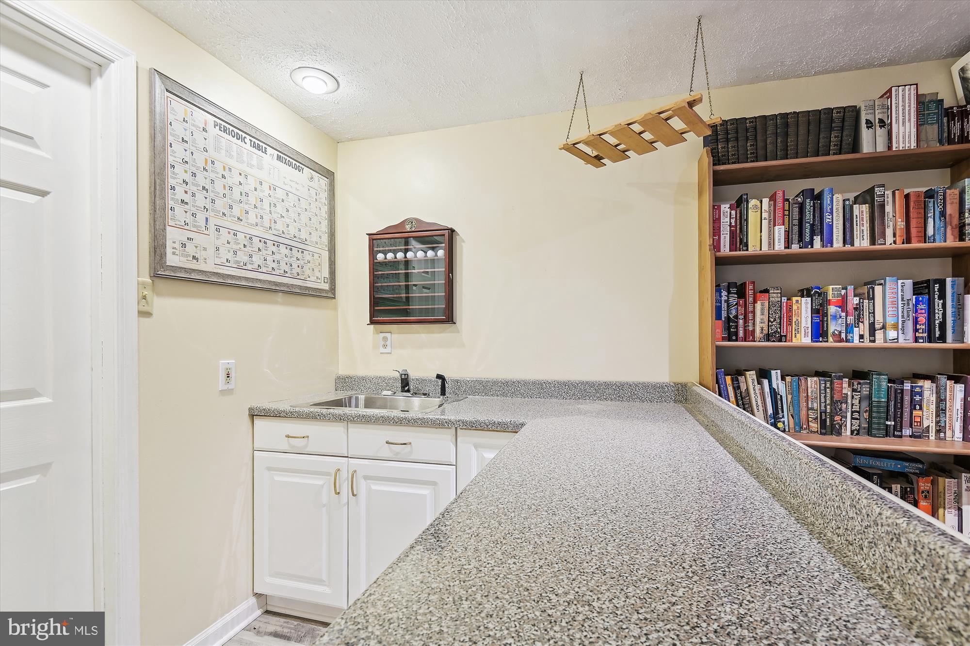 FALCON RIDGE - Residential