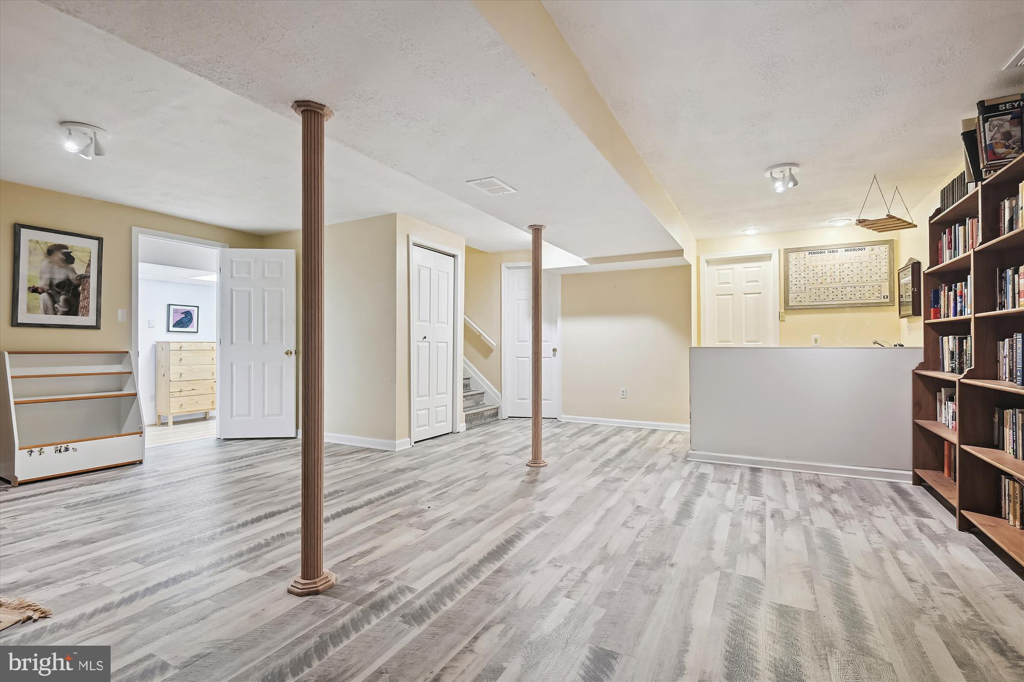 FALCON RIDGE - Residential