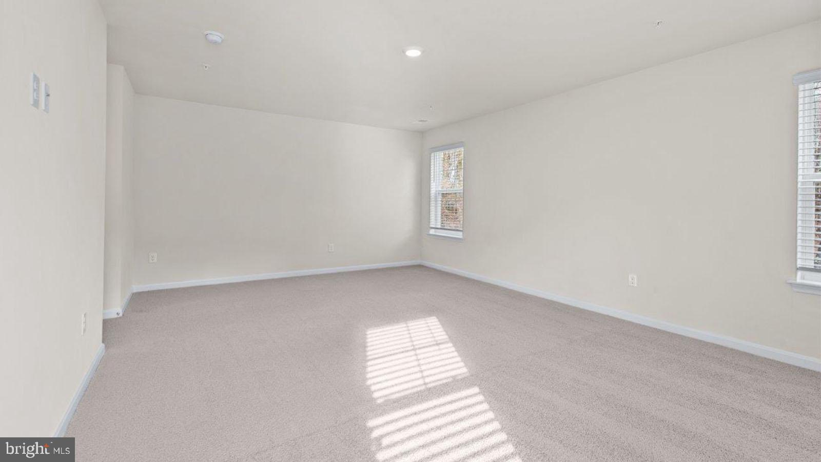 CREEKSIDE ESTATES - Residential