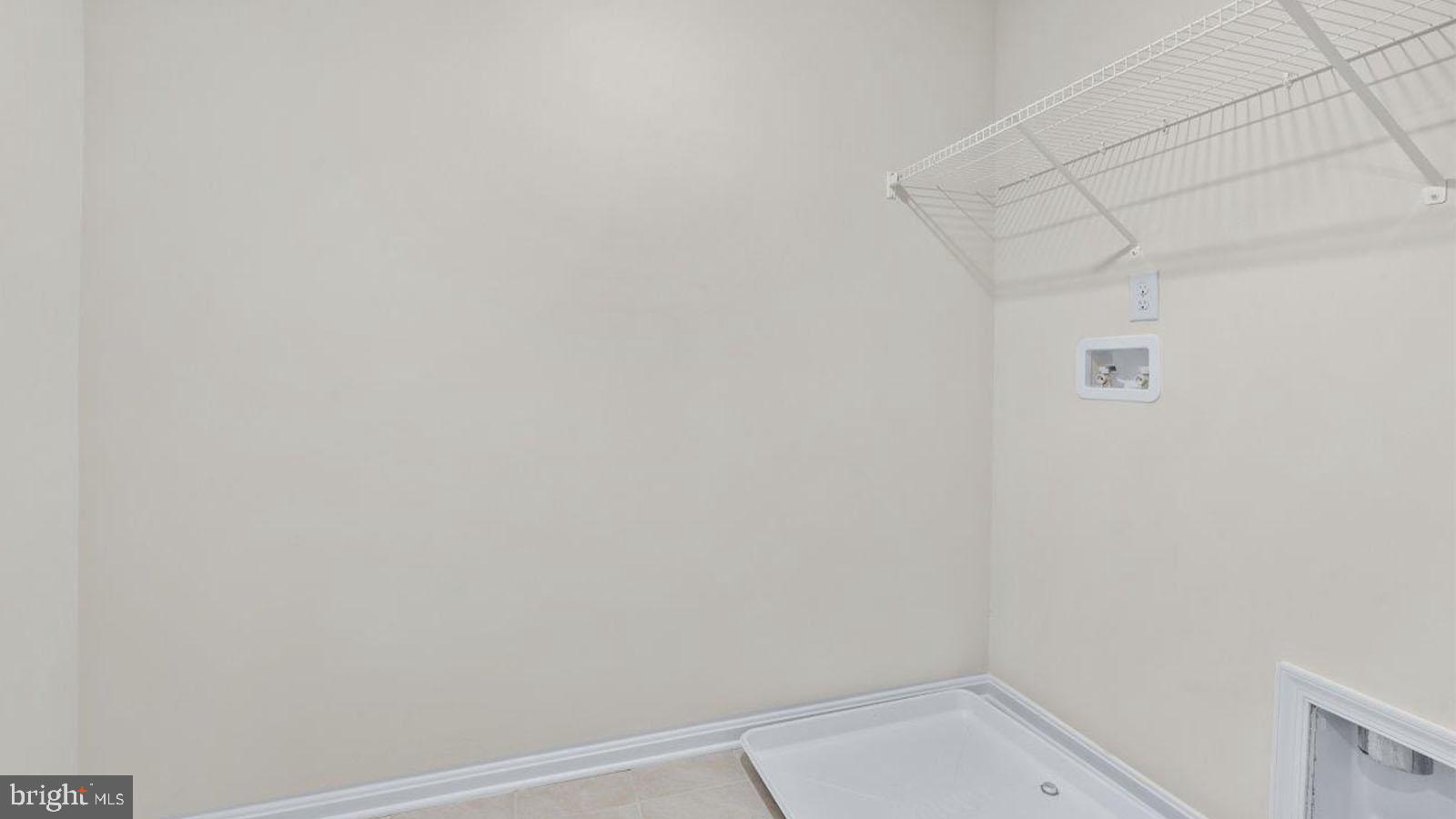 CREEKSIDE ESTATES - Residential