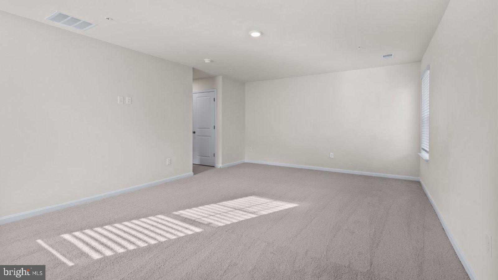 CREEKSIDE ESTATES - Residential