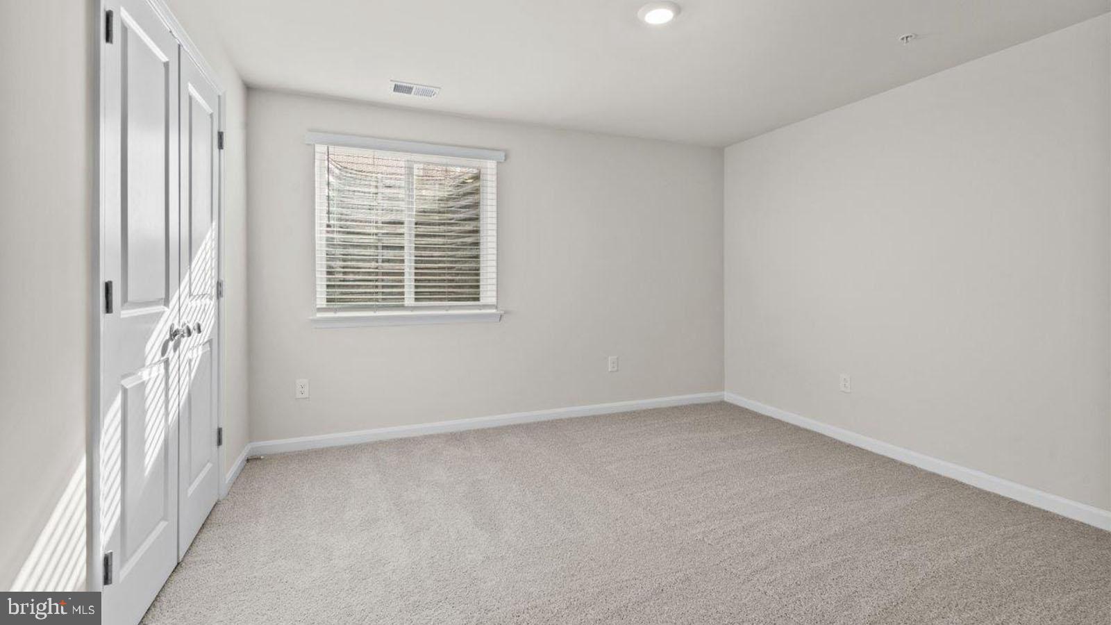 CREEKSIDE ESTATES - Residential