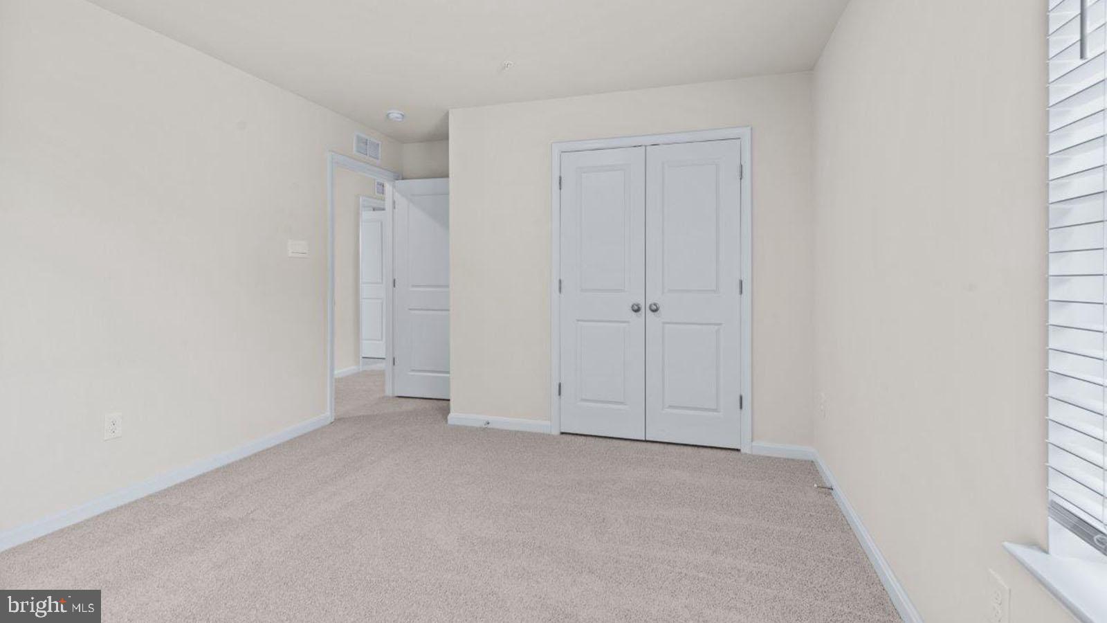 CREEKSIDE ESTATES - Residential