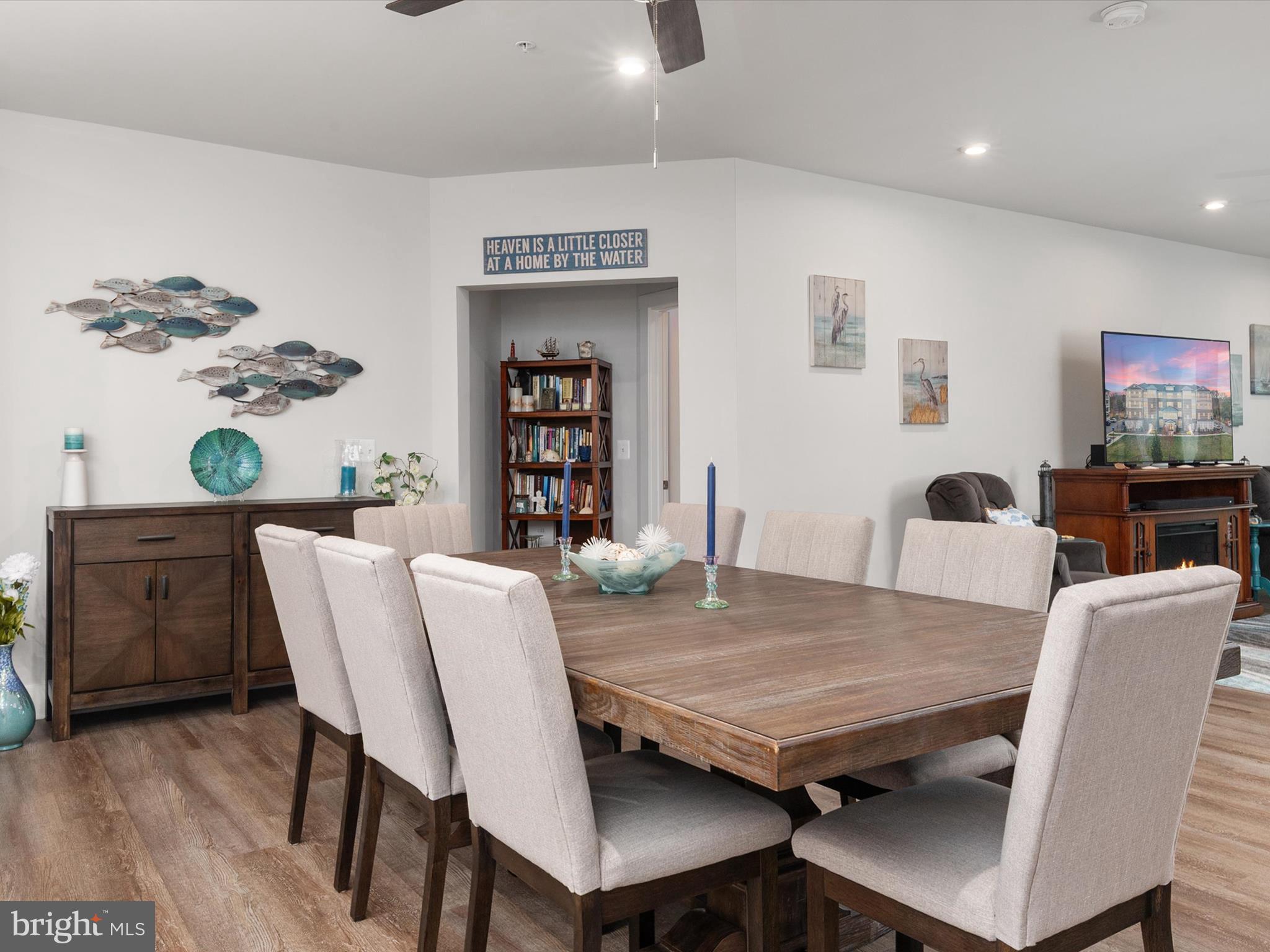 FOUR SEASONS AT KENT ISLAND - Residential