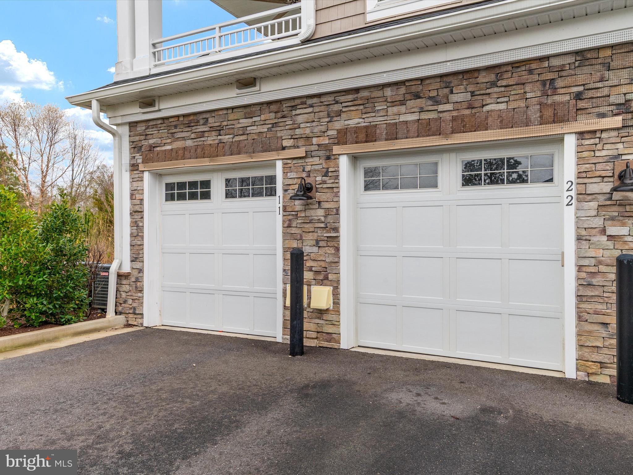 FOUR SEASONS AT KENT ISLAND - Residential