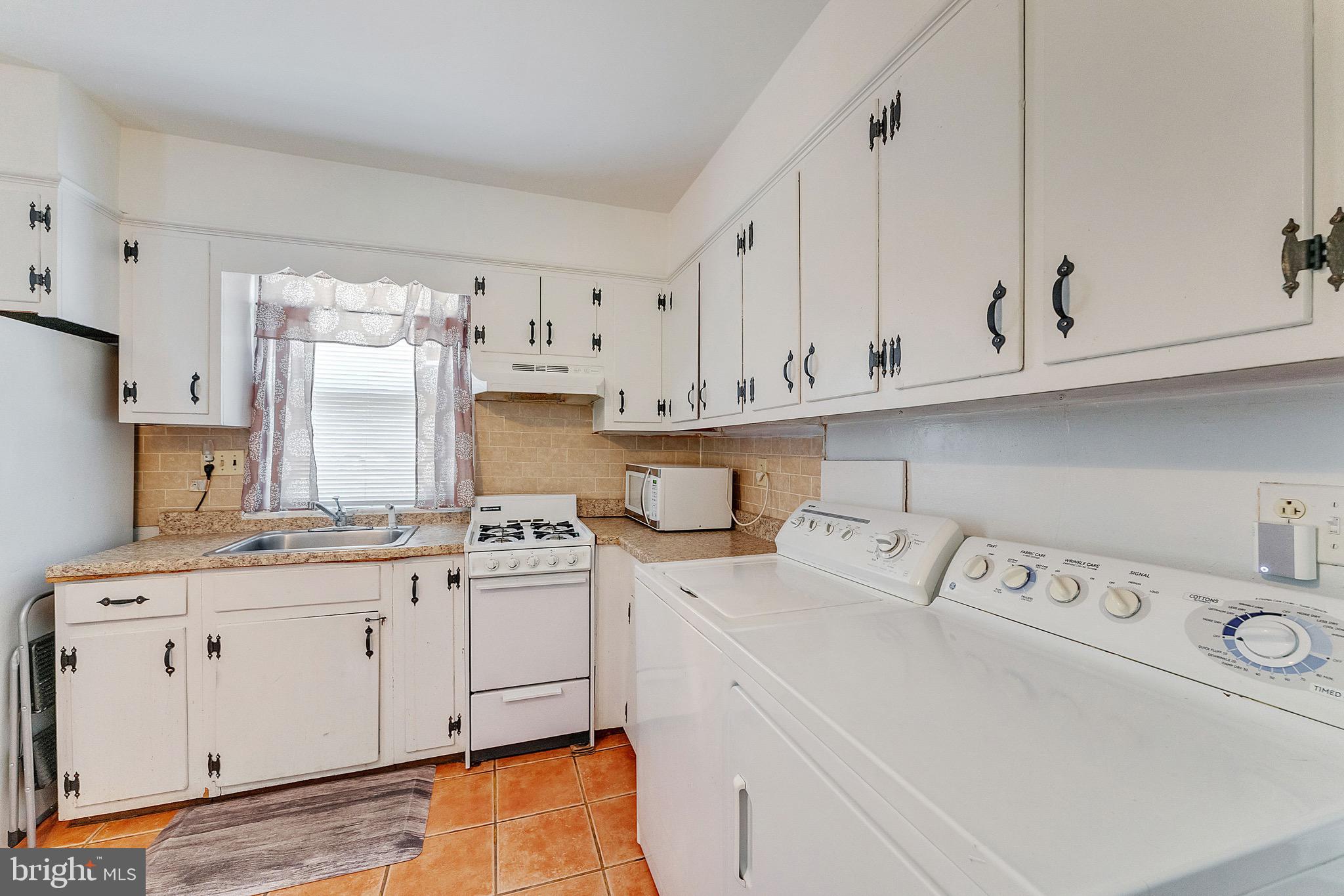 CEDAR VALLEY - Residential