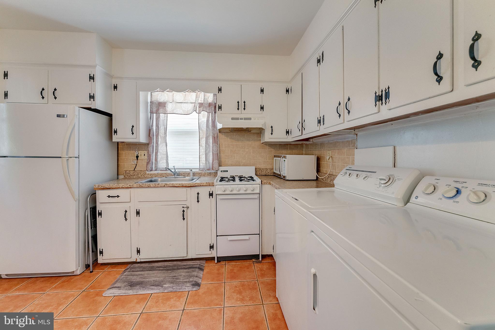 CEDAR VALLEY - Residential