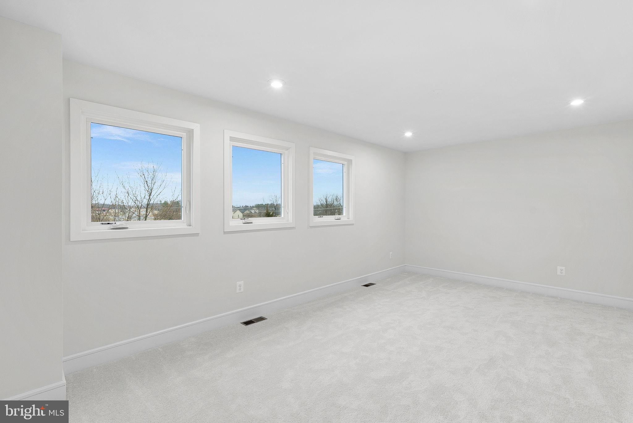 PROSPERITY PLAINS - Residential Lease